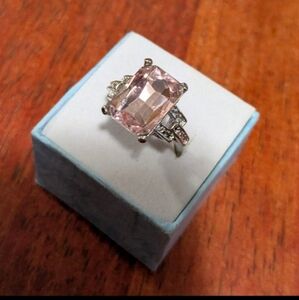 Ladies Silver-Plated Pink Ice Cocktail Ring (6.75)